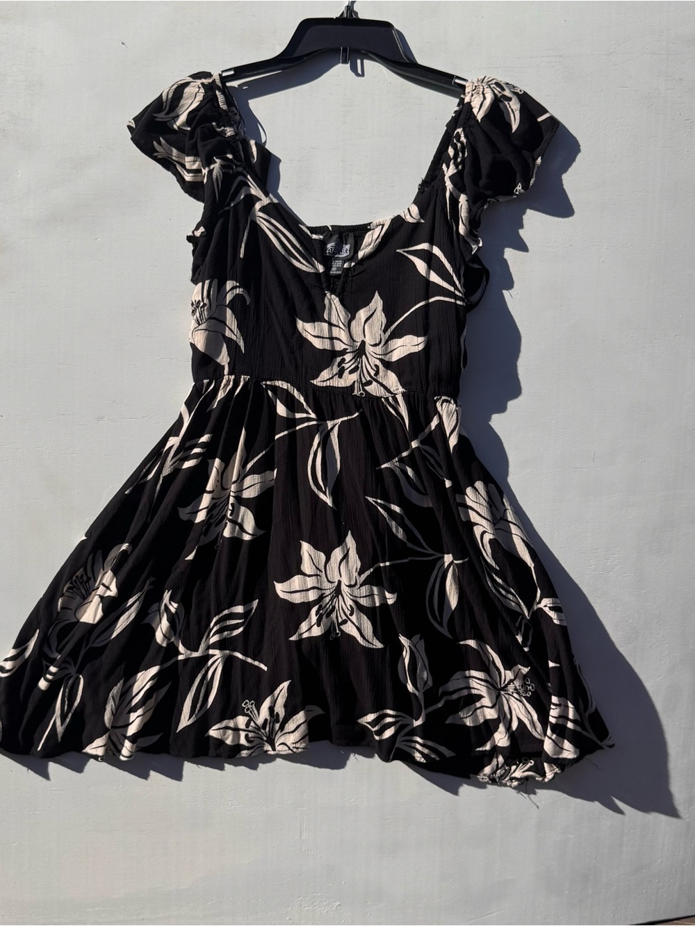 Angie Cream & Black Flower Mini Dress with Ruffle Details Size Medium
